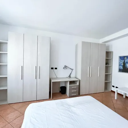 Apartamento Hostmate - - Brocchi- Citta Studi *