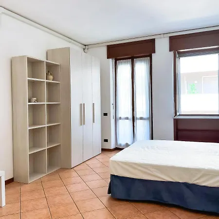 Hostmate - - Brocchi- Citta Studi Apartamento